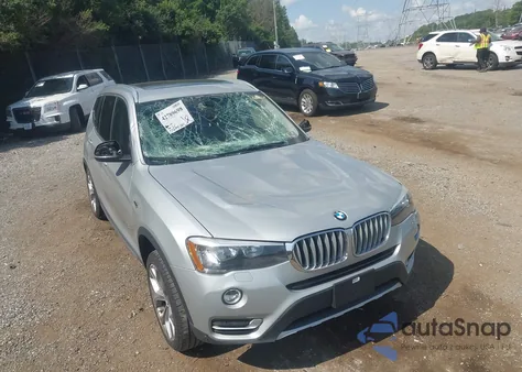 2017 BMW X3 xDrive28I z USA, uszkodzony, nr VIN 5UXWX9C31H0T22382